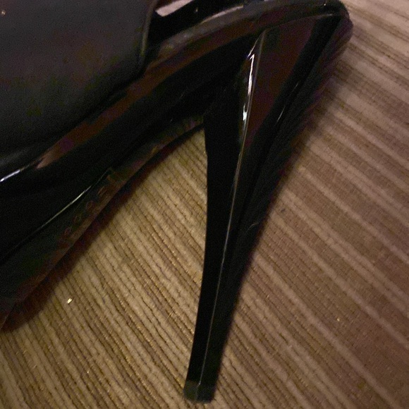 Strappy open toe heels - Picture 10 of 10